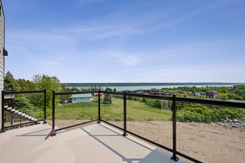 Avantages d'une Maison Avec Vue sur le Fleuve St-Laurent