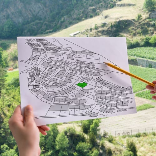 Terrain à Bâtir Isolé ou en Lotissement: Que Choisir?